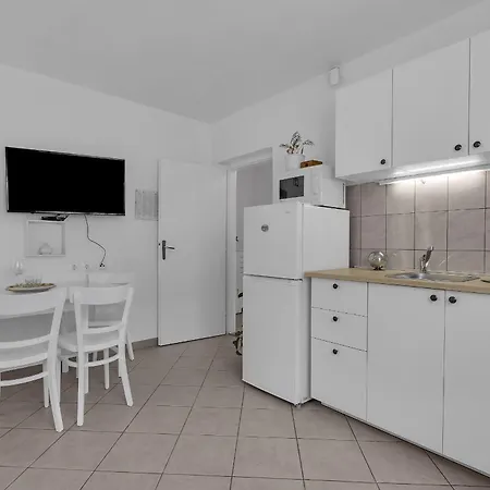 Apartment And Rooms Mila Makarska Exterior photo