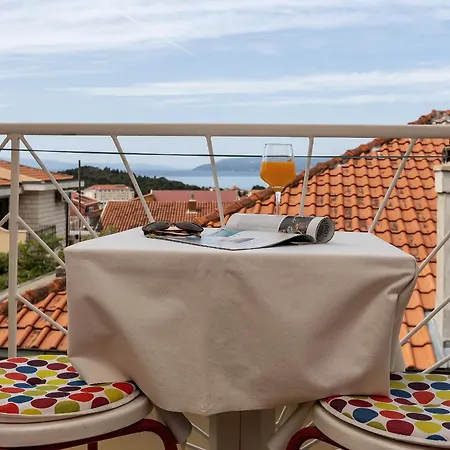 Apartment And Rooms Mila Makarska Exterior photo