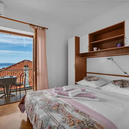 Apartment And Rooms Mila Makarska Exterior photo