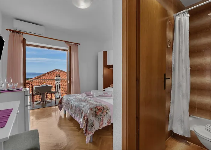 Apartment And Rooms Mila