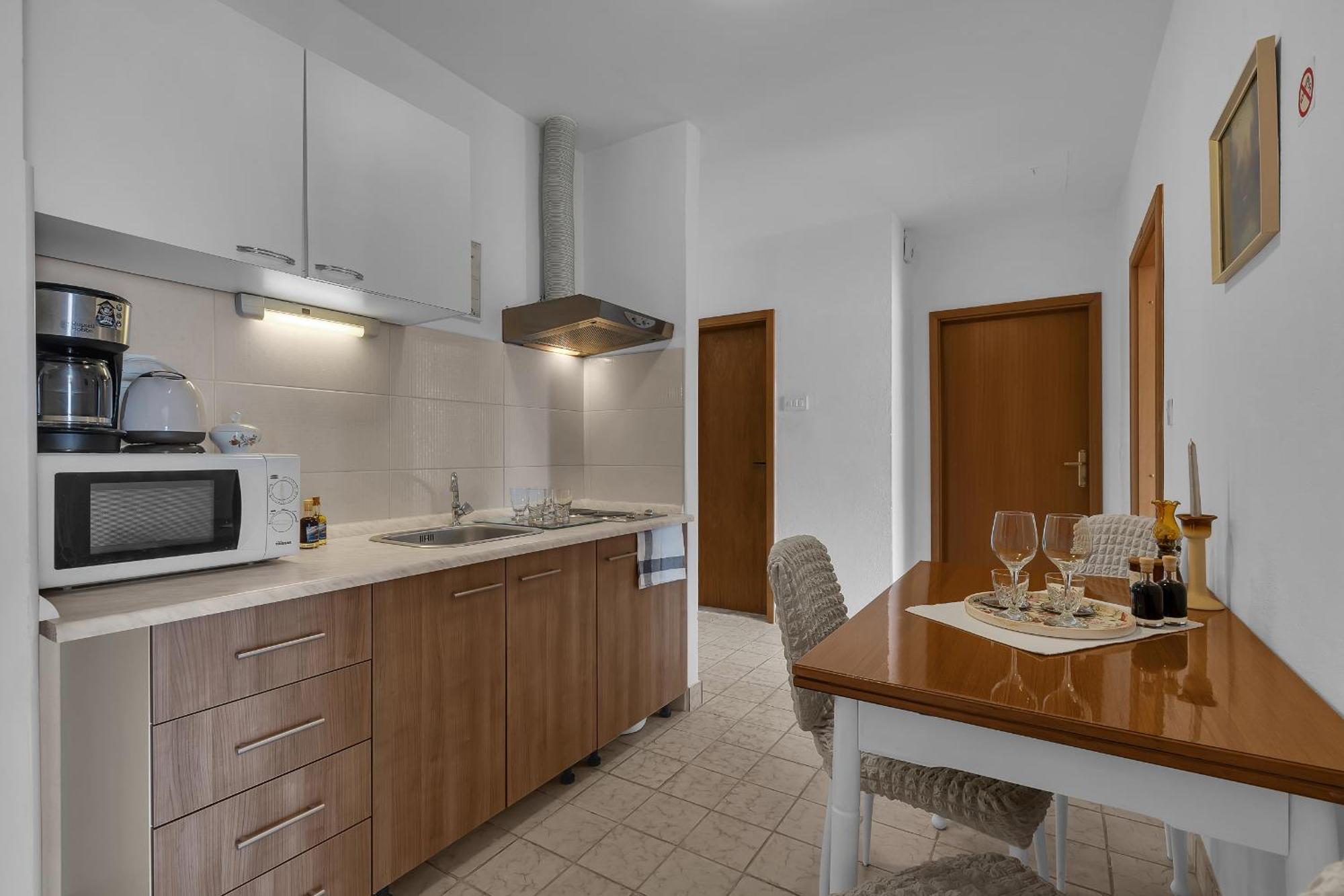 Apartment And Mila *